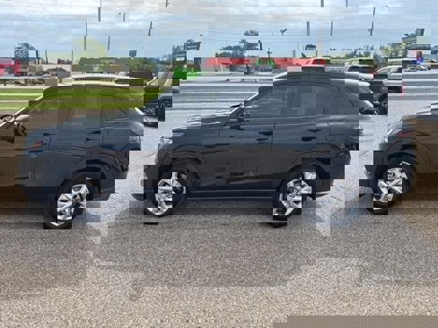 Used 2025 Honda HR-V LX image 6