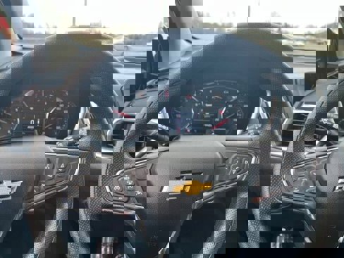 Used 2023 Chevrolet Equinox LT image 19