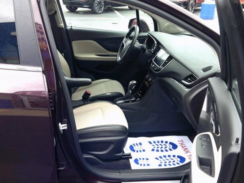 Used 2018 Buick Encore Preferred image 25