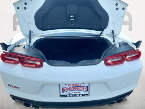 Used 2021 Chevrolet Camaro LT image 12
