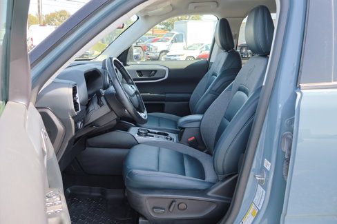 Used 2023 Ford Bronco Sport Outer Banks w/ Tech Package image 12