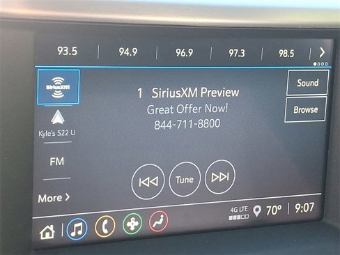 Used 2021 GMC Acadia SLE w/ Driver Convenience Package image 3