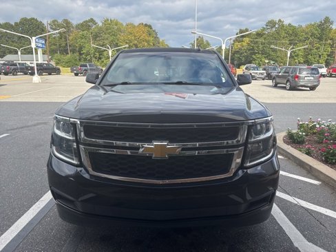 Used 2016 Chevrolet Suburban LS image 2