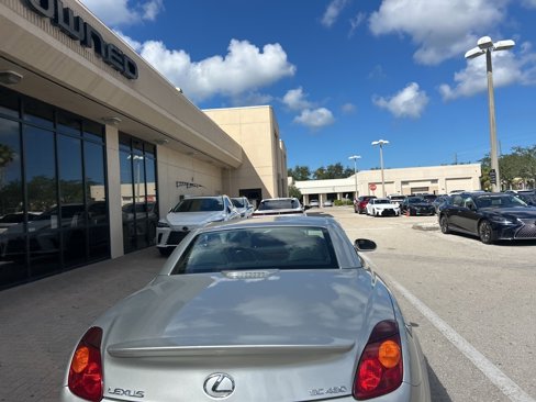 Used 2002 Lexus SC 430 Convertible image 4