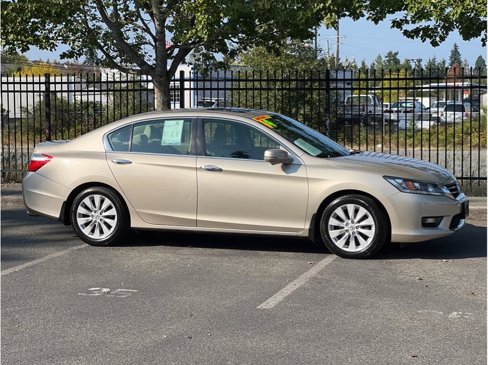 Used 2014 Honda Accord EX image 1