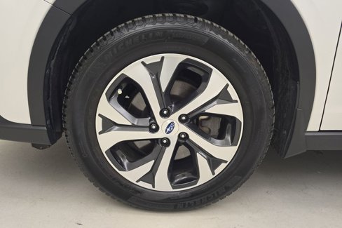Used 2020 Subaru Outback Touring XT image 11