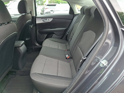 Used 2023 Kia Forte LXS w/ LXS Technology Package image 10