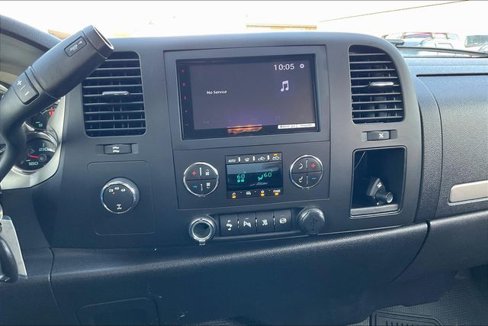 Used 2011 Chevrolet Silverado 2500 LT w/ Interior Plus Package image 5