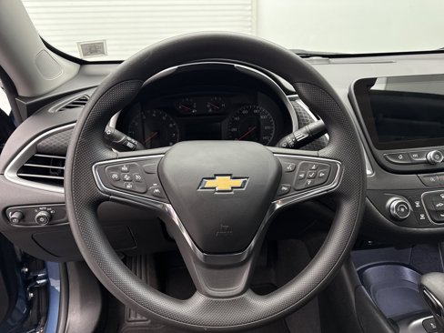 Certified 2025 Chevrolet Malibu LS image 21