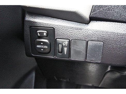 Used 2014 Toyota Corolla LE image 21