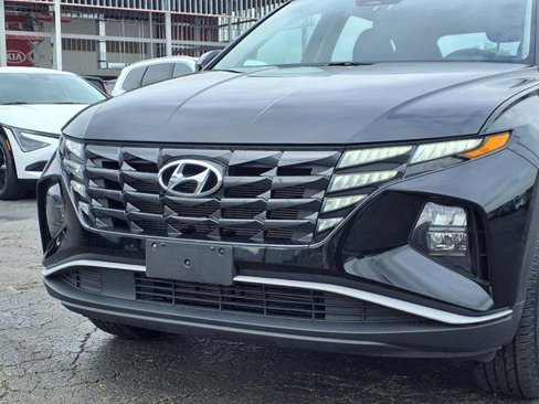 Used 2023 Hyundai Tucson SE image 20