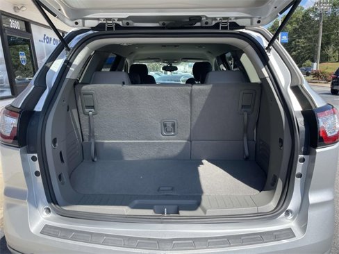 Used 2017 Chevrolet Traverse LS image 12