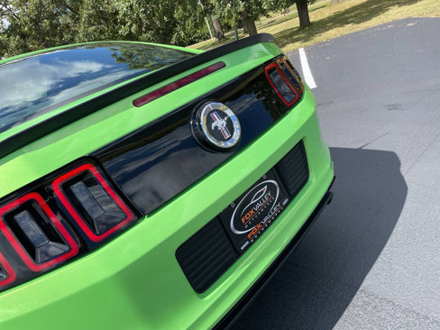 Used 2013 Ford Mustang Boss 302 w/ Boss 302 Accessory Pkg image 34