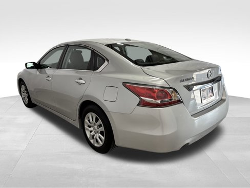 Used 2015 Nissan Altima 2.5 S w/ Power Driver Seat Package image 8