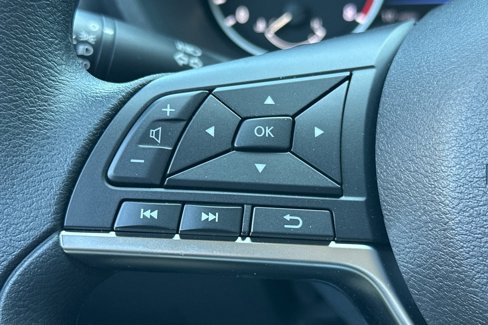 New 2025 Nissan Sentra SV w/ Trunk Package image 26