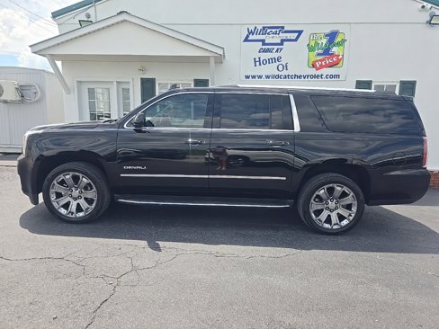 Used 2016 GMC Yukon XL Denali w/ Open Road Package image 5