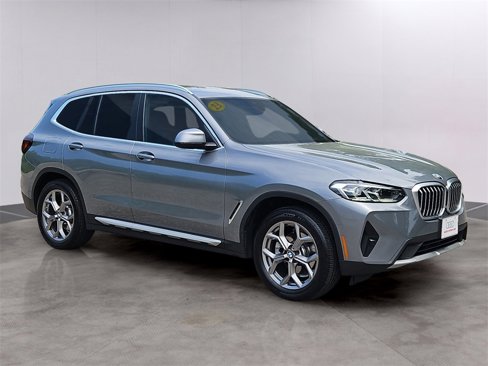 Used 2023 BMW X3 xDrive30i w/ Convenience Package image 3