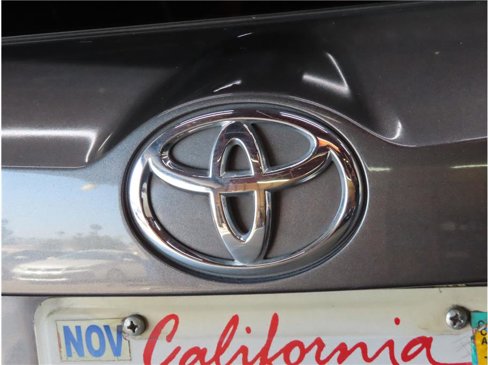 Used 2013 Toyota RAV4 XLE image 23
