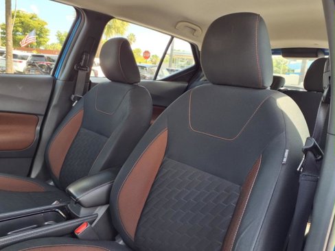 Certified 2023 Nissan Kicks SR image 11