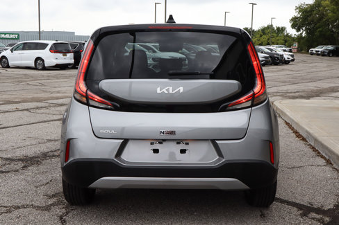 Used 2023 Kia Soul LX w/ Option Group 015 image 5