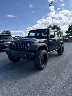 Used 2016 Jeep Wrangler Unlimited Rubicon w/ Dual Top Group image 2