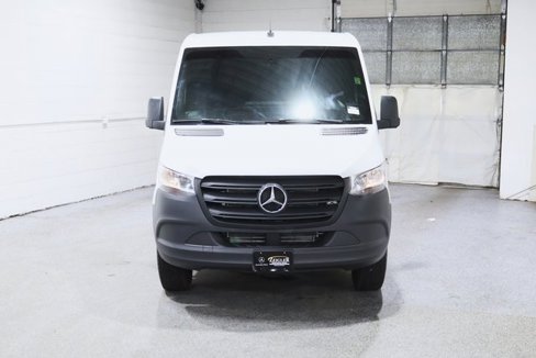 Used 2023 Mercedes-Benz Sprinter 1500 image 5