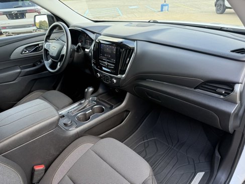 Used 2020 Chevrolet Traverse LS w/ LPO, Floor Liner Package image 30