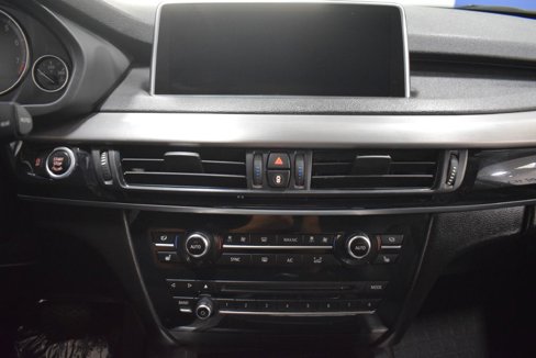 Used 2016 BMW X5 xDrive50i w/ XLine image 23