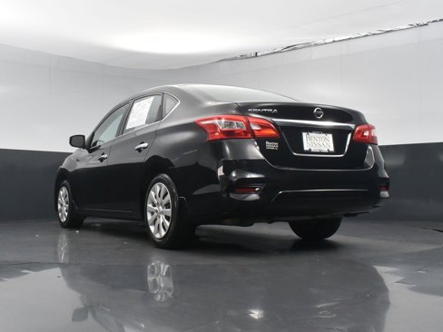 Used 2018 Nissan Sentra S image 20