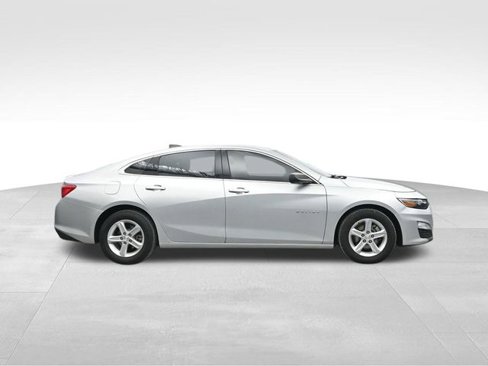 Used 2019 Chevrolet Malibu LS image 9