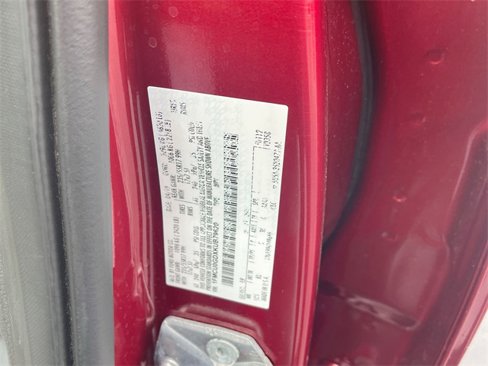 Used 2019 Ford Escape SE image 32