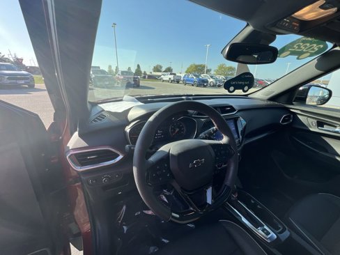 Certified 2022 Chevrolet TrailBlazer RS w/ Sun and Liftgate Package image 10