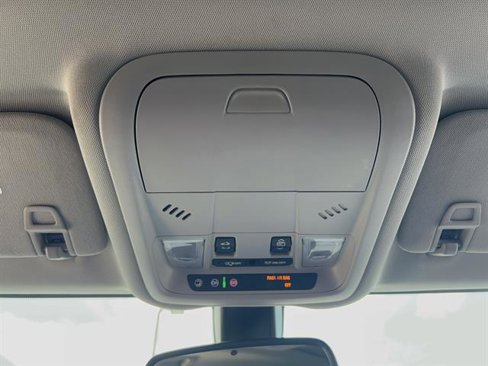 Used 2019 GMC Terrain SLE w/ Driver Convenience Package image 28
