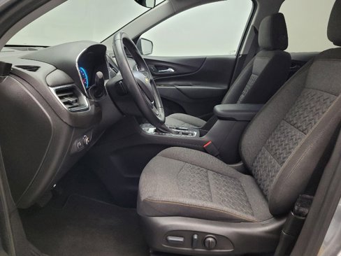 Used 2023 Chevrolet Equinox LT w/ Driver Convenience Package image 17