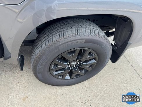 Used 2023 Nissan Frontier SV w/ Tow Package image 16
