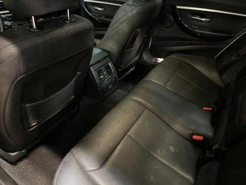 Used 2018 BMW 330e w/ Convenience Package image 11