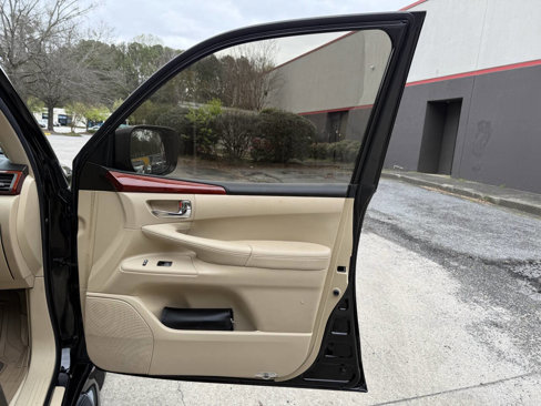 Used 2009 Lexus LX 570 4WD image 45
