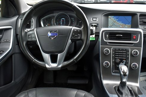 Used 2016 Volvo V60 T5 Premier image 15
