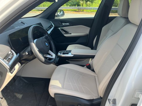 Certified 2025 BMW X1 xDrive28i w/ Technology Package image 30