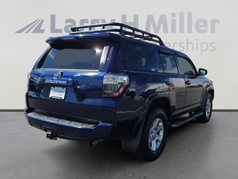 Used 2015 Toyota 4Runner SR5 image 5