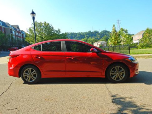 Used 2017 Hyundai Elantra SE w/ SE A/T Tech Package 03 image 10