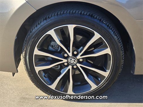 Used 2018 Toyota Corolla L image 10