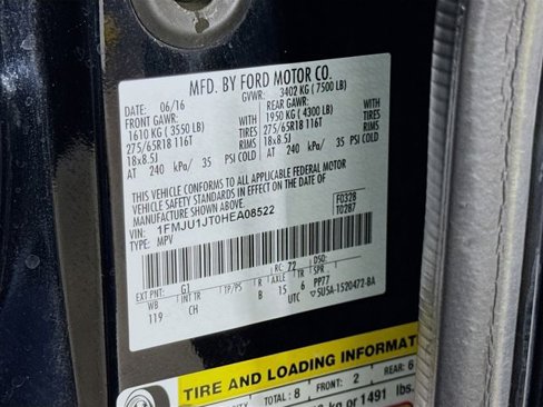 Used 2017 Ford Expedition XLT image 36
