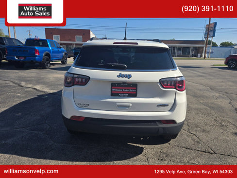 Used 2018 Jeep Compass Latitude w/ Popular Equipment Group image 4