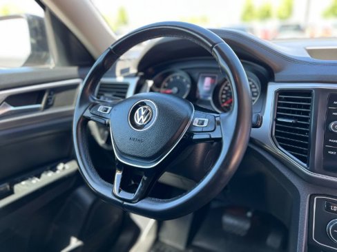 Used 2019 Volkswagen Atlas SE image 11