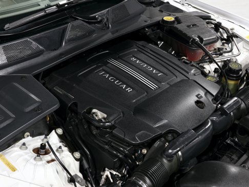 Used 2013 Jaguar XJ image 86