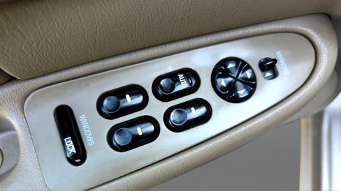 Used 2002 Buick Century Custom w/ Custom Premium Pkg image 33