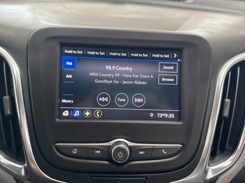 Used 2021 Chevrolet Equinox LS image 42