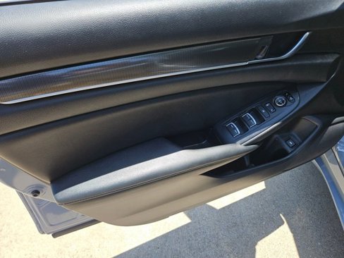 Used 2021 Honda Accord Sport Special Edition image 12