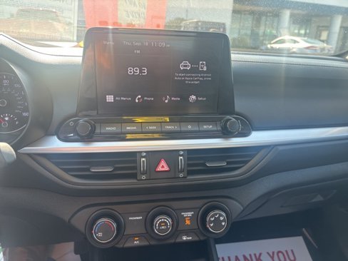 Used 2024 Kia Forte LXS w/ LXS Technology Package image 5